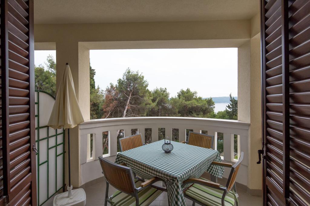 Villa Fani - Apartments In Trogir Exterior foto