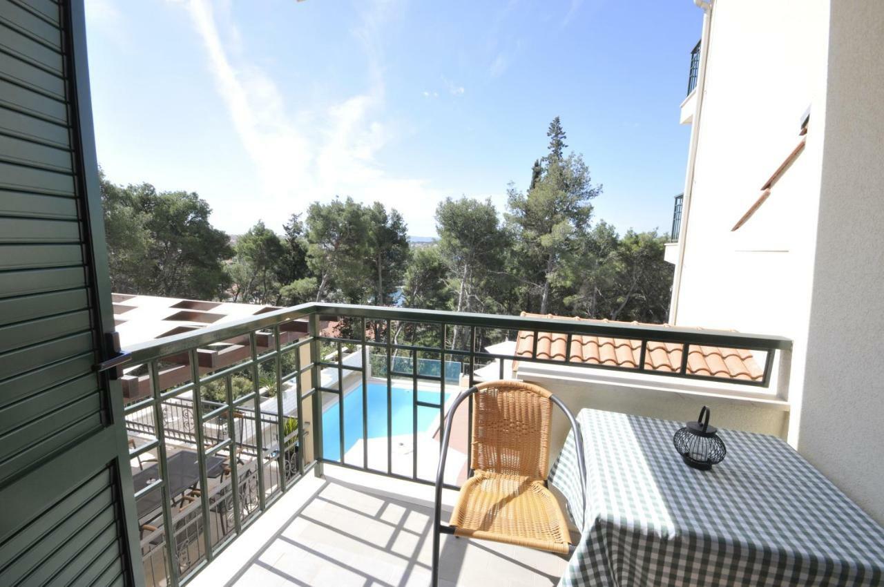 Villa Fani - Apartments In Trogir Exterior foto